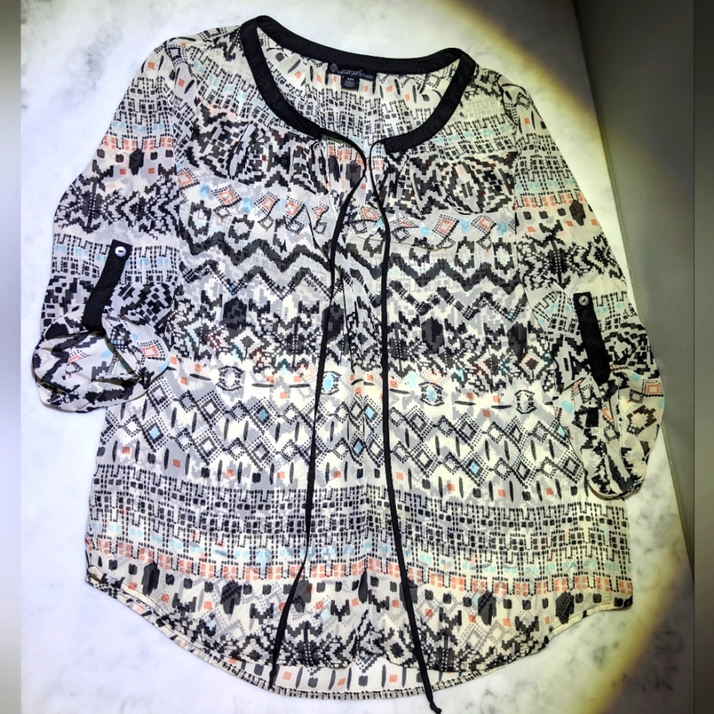 Roll Tab Sleeve Shirt / Boho Style Top
